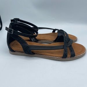 BearPaw Black Strappy Sandals